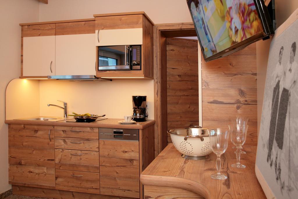 Intown Apartment Schmiede Saalbach-Hinterglemm Eksteriør billede