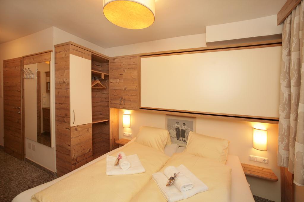 Intown Apartment Schmiede Saalbach-Hinterglemm Eksteriør billede