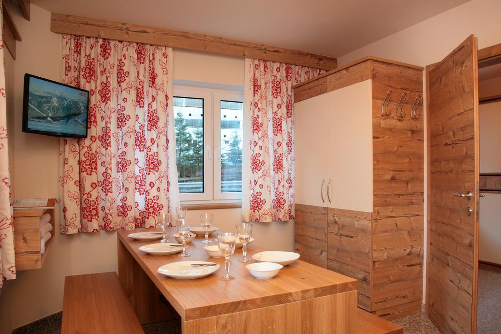 Intown Apartment Schmiede Saalbach-Hinterglemm Eksteriør billede