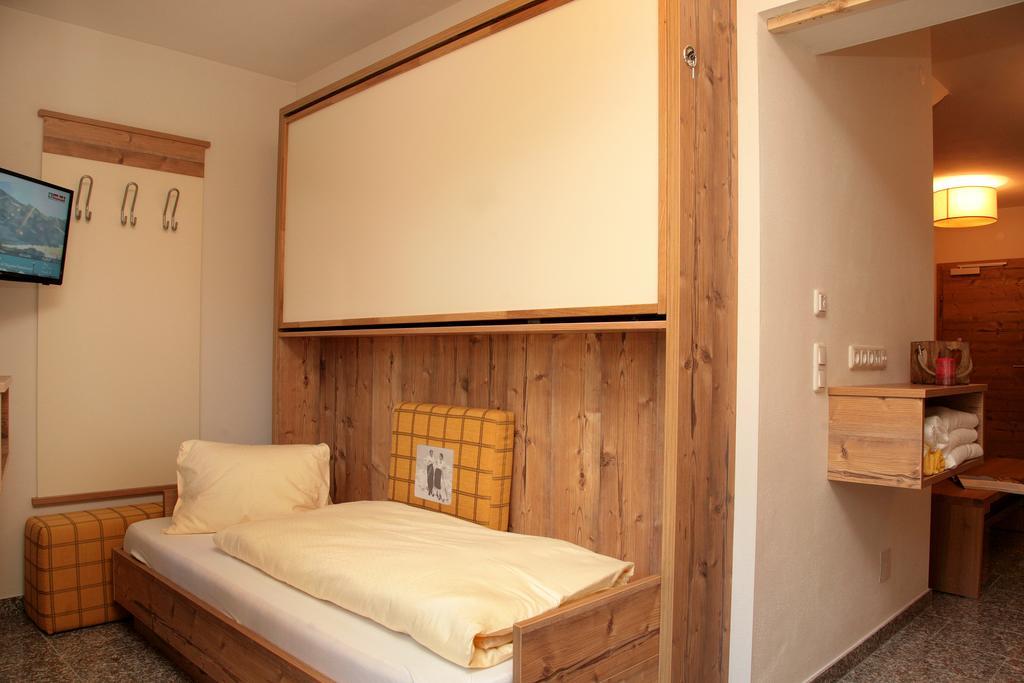 Intown Apartment Schmiede Saalbach-Hinterglemm Eksteriør billede