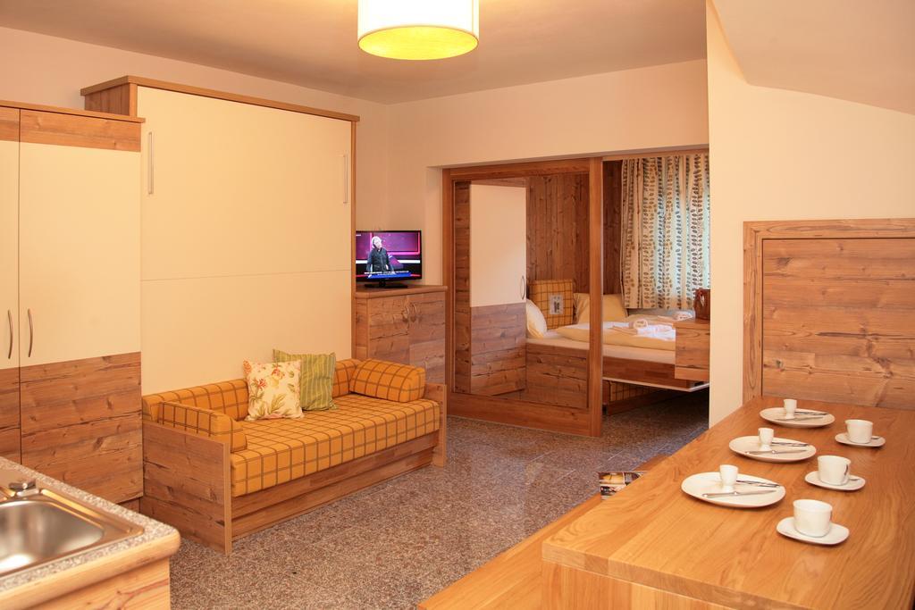 Intown Apartment Schmiede Saalbach-Hinterglemm Eksteriør billede