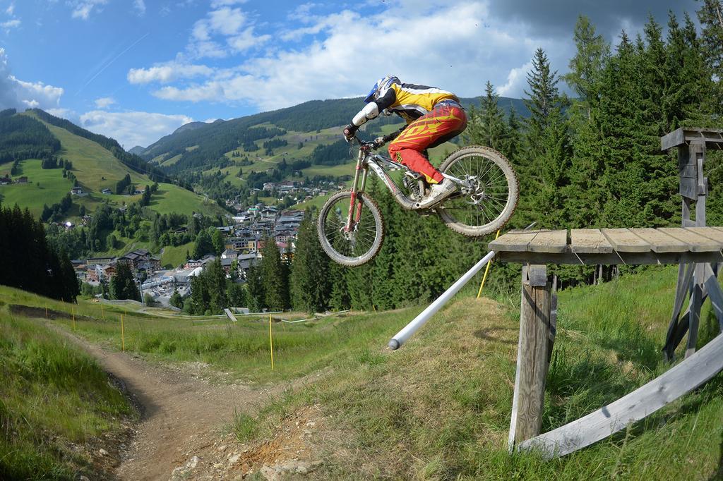 Intown Apartment Schmiede Saalbach-Hinterglemm Eksteriør billede